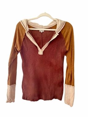 BKE | Color Block Hoodie Top Women’s Long Sleeve V Neck Hooded Shirt